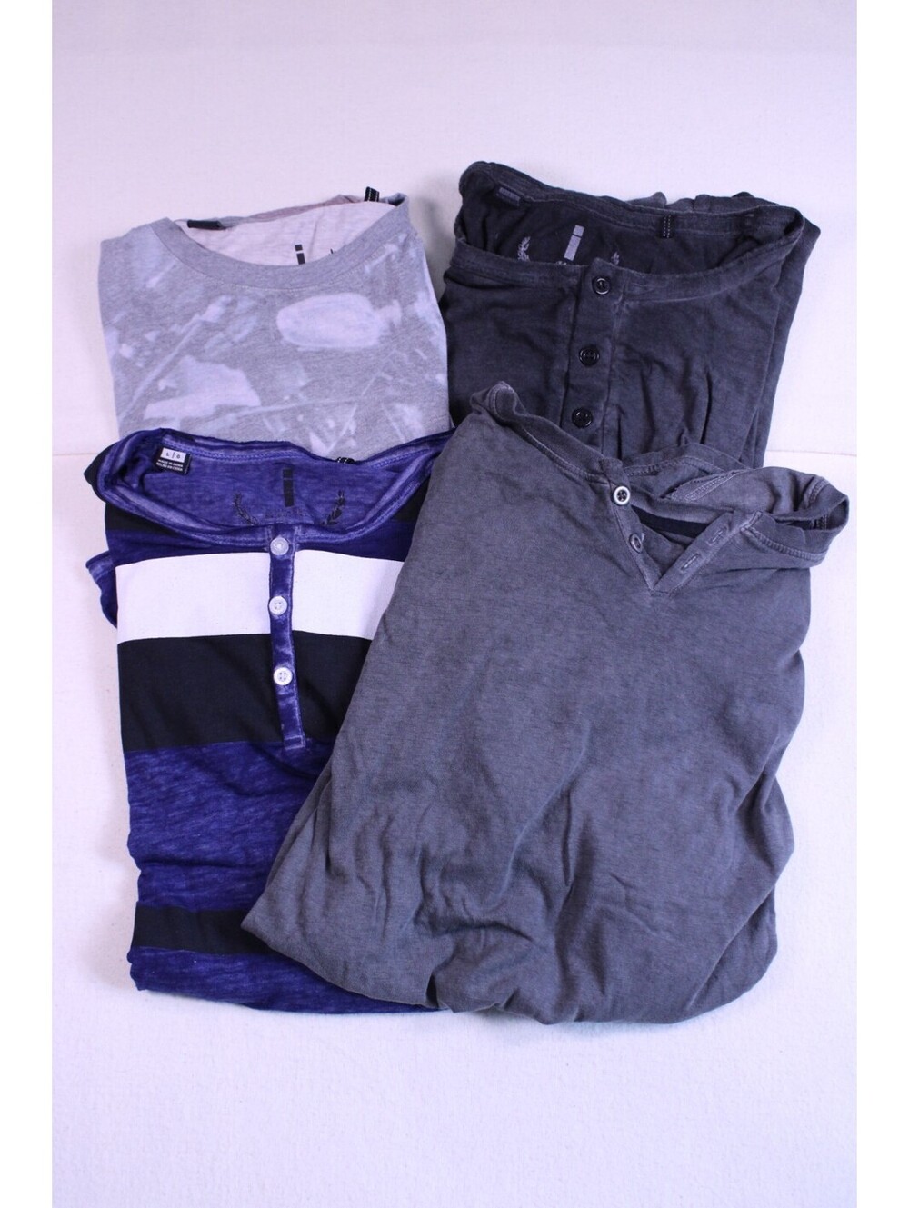 BUNDLE - 4 I Jeans by Buffalo Men's Short Sleeve T Shirt Size: Large